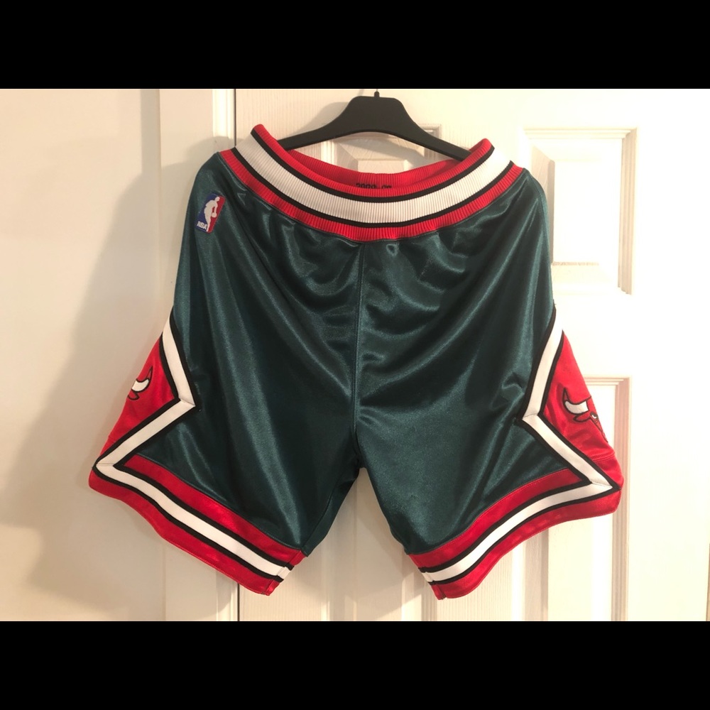 Mitchell and Ness Green Chicago Bulls Shorts